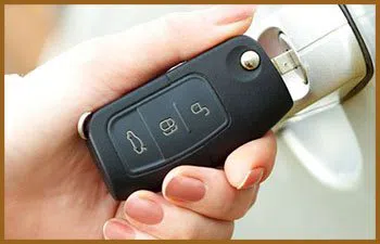 Fort Lauderdale City Locksmith Fort Lauderdale, FL 954-744-3795 Fort Lauderdale City Locksmith Fort Lauderdale, FL 954-744-3795 - 15a-automotive-locksmith-service